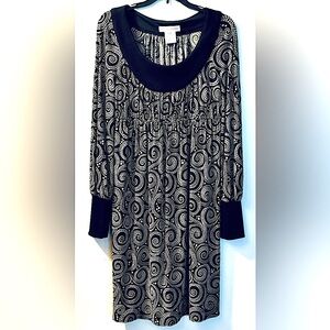 Maggy London Scoop Neck Long Sleeve Dress